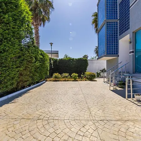 Appartement Serene With Balcony By Pikhost *